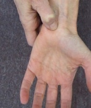 Acupressuur.HART7-vrolijkheid.happiness.relieveStress.Geluk.