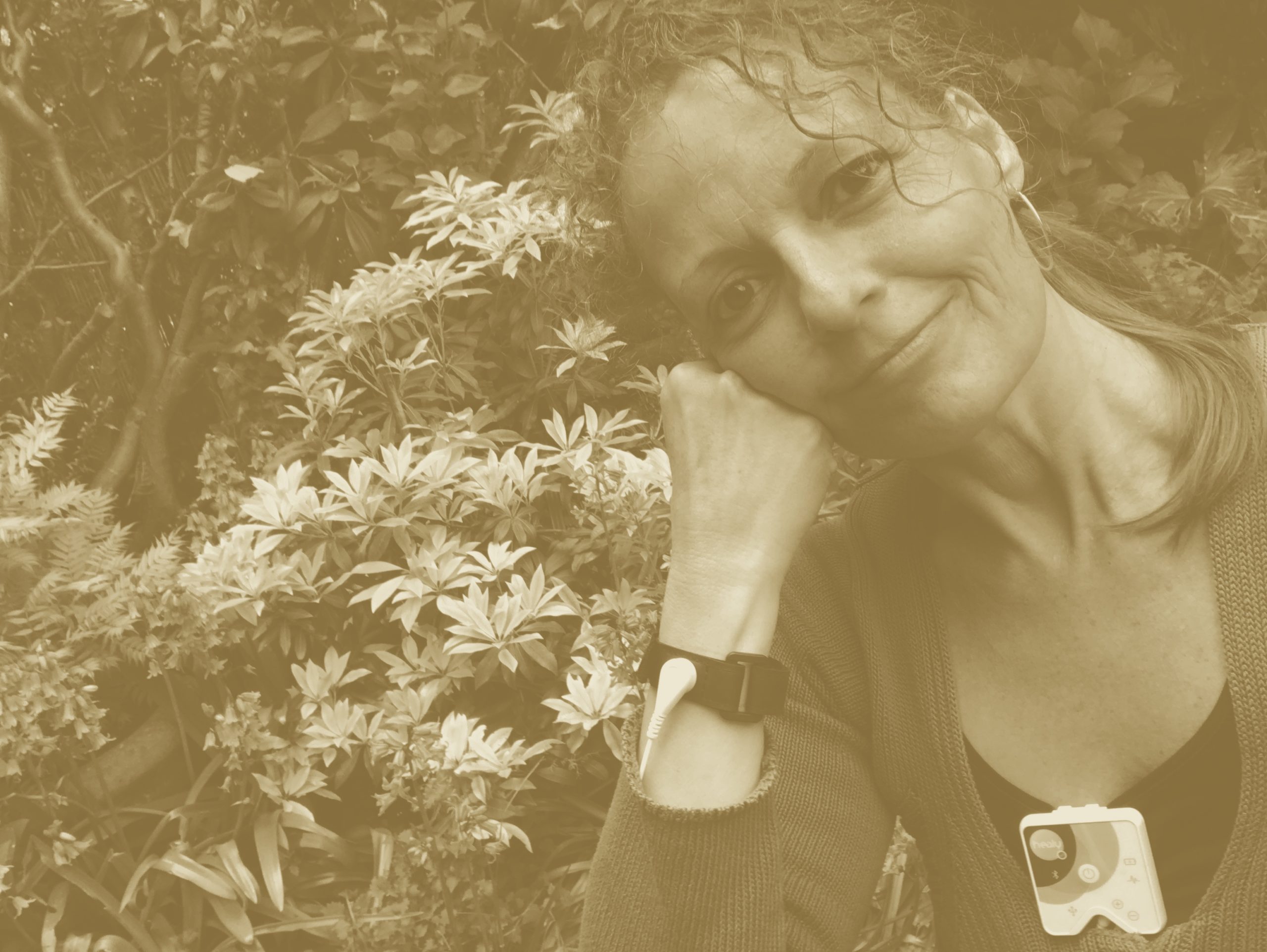 Healy, frequentie therapie, Jeanine Theunissen, stress, pijn, slapeloosheid, hoofdpijn, depressie, fibromyalgie, overgangsklachten, allergie, angst, paniekaanval, concentratie